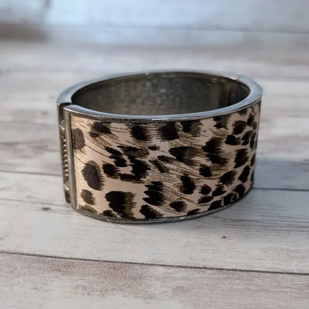 Vintage Chunky Hinged Bracelet Animal Print - Fair Condition